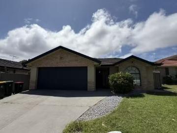 13 Lotus Terrace, Hamlyn Terrace House for rent Listed by Mak.