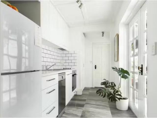 13 Mc Garvie Street, Paddington House for rent Listed by Ru M.