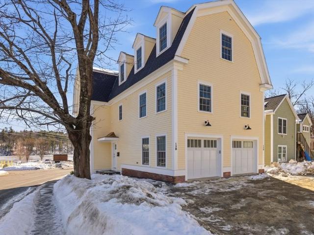 13 Merrimac Street Unit A, Amesbury, US, MA