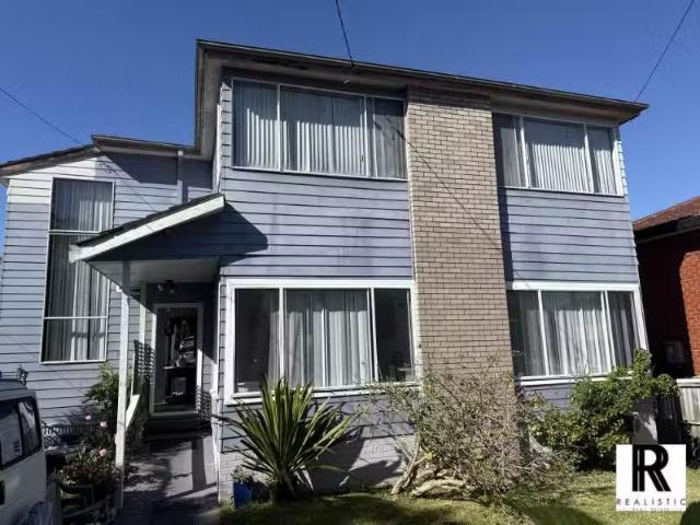 13 Mills Place, BEACON HILL House for rent Listed by Adriana.