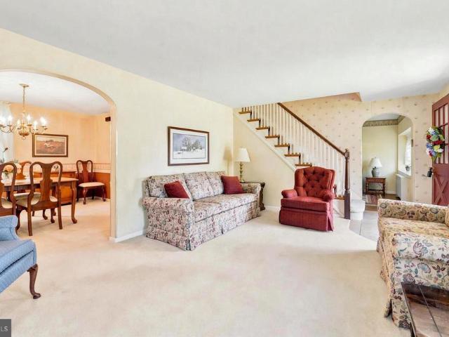 13 Mulberry Lane