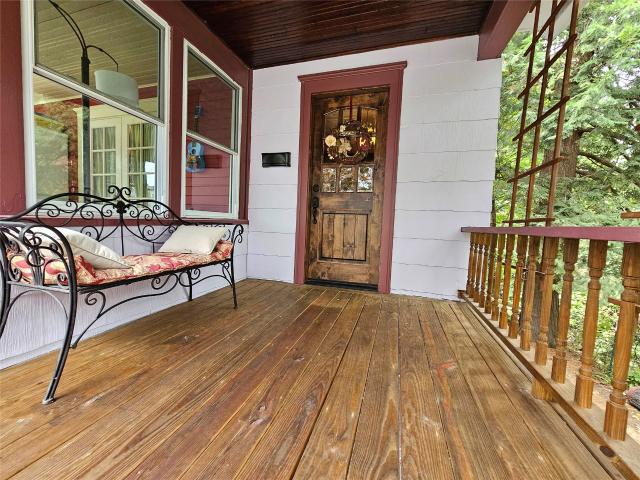 13 N MILL Street