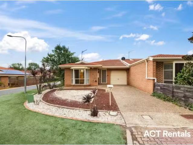 13 Nambir Court, Bonython House for rent Listed by Nicole Tra.