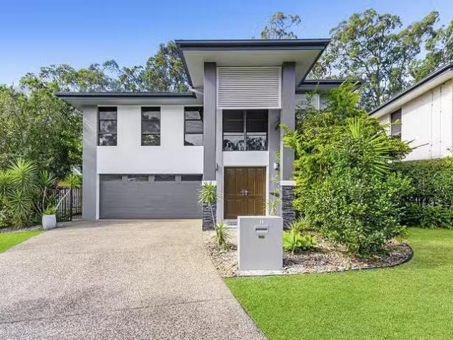 13 Northpoint Close, Robina, QLD 4226