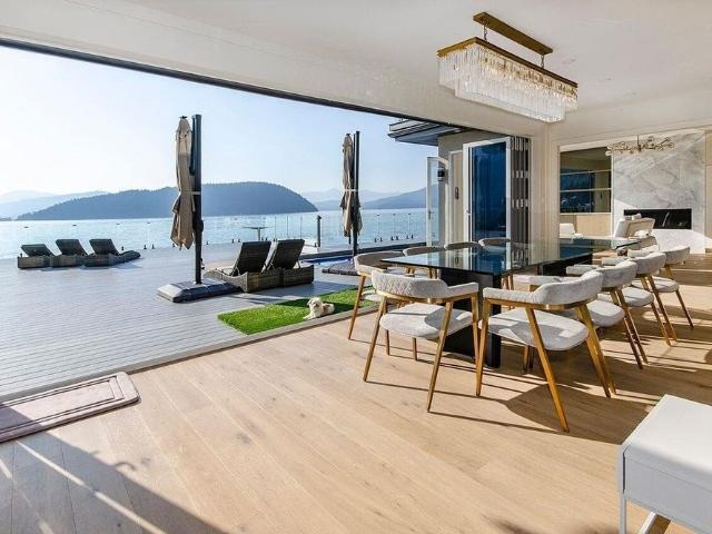 13 Ocean Point Drive, Vancouver