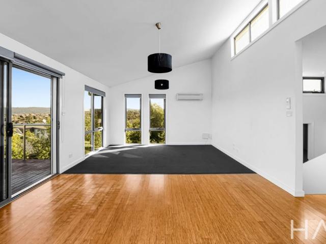 13 Pearce St, Summerhill
