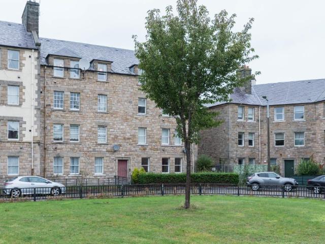 13 Piershill Square West, City of Edinburgh, EH8 7AZ, United Kingdom | 2 bed apartment for rent #139622100 | Rentberry