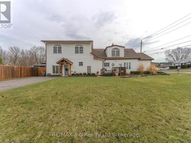 13 Potters Road N, Tillsonburg, ON, N4G 2G9 house for sale | Listing ID X12886 | Royal LePage