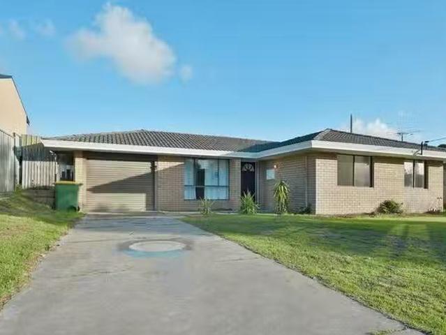 13 Powis Way, Warnbro, WA 6169