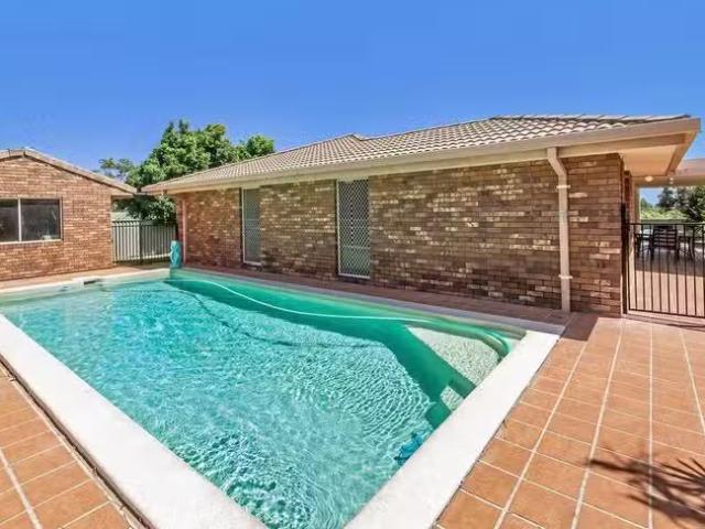 13 Rainbow Drive, Mudgeeraba, QLD 4213 House for Rent