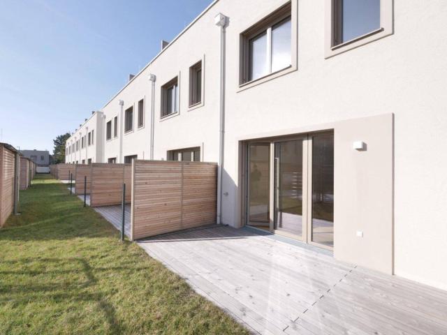 1xReihenhaus: Erstbezug 5 Zimmer | Parken | Garten | PV Anlage Besichtigung Mittwoch 1.7. um 19h