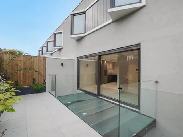 13 Rigeley Road, London, NW10 6AR, United Kingdom | 5 bed house for rent #136170106 | Rentberry