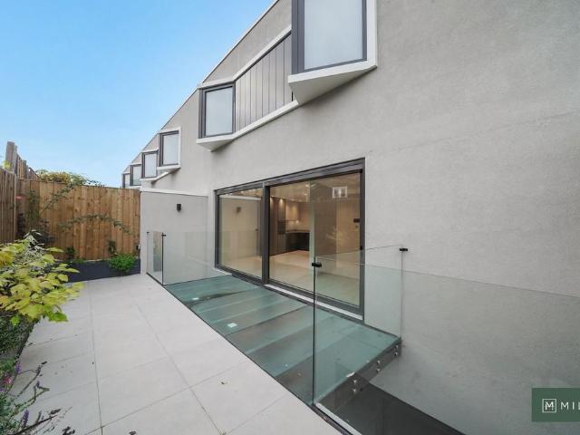 13 Rigeley Road, London, NW10 6AR, United Kingdom | 5 bed house for rent #136170106 | Rentberry