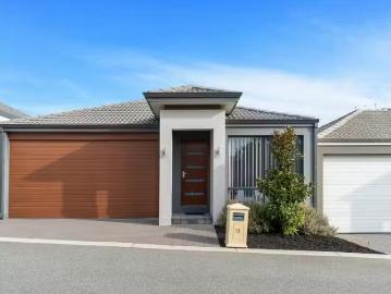 13 Rosemount Entrance, Pearsall, WA 6065
