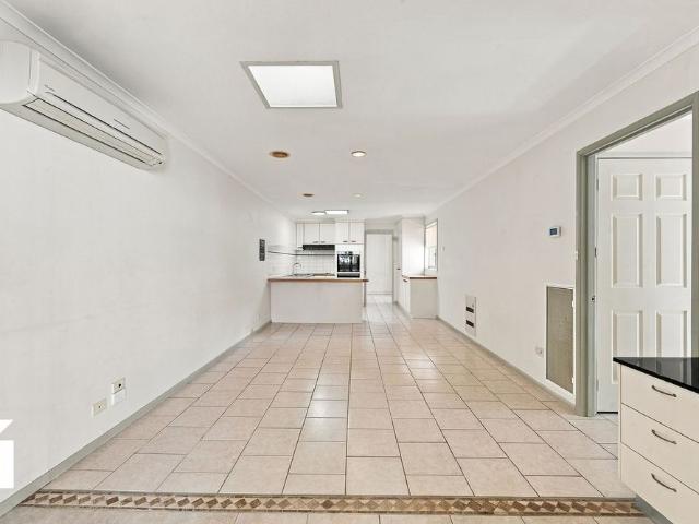 13 Rule Street, Isaacs