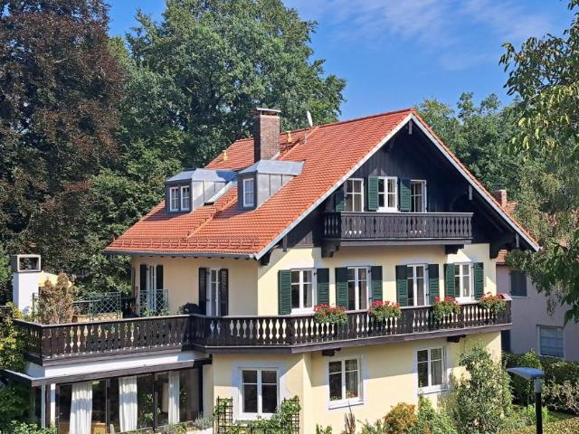 13 Schlafzimmer Haus Gauting Deutschland 104797212