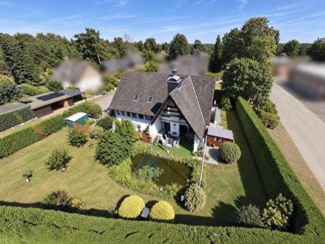 13 Schlafzimmer Haus Güster Güster LS105689651