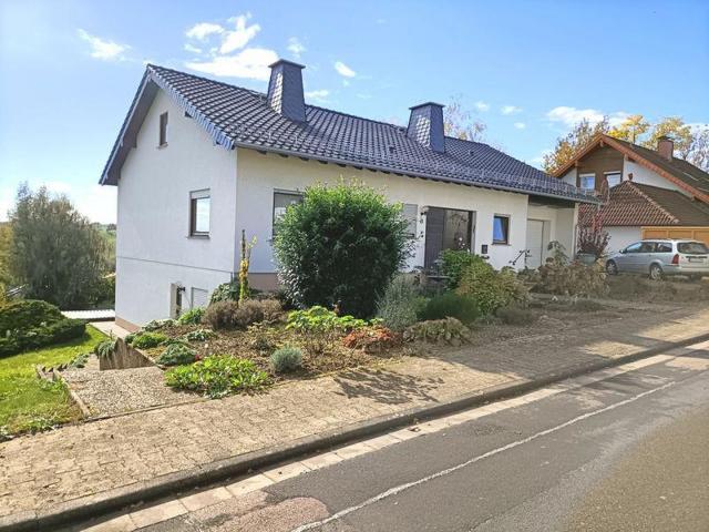 13 Schlafzimmer Haus Holzheim Deutschland LS84774559