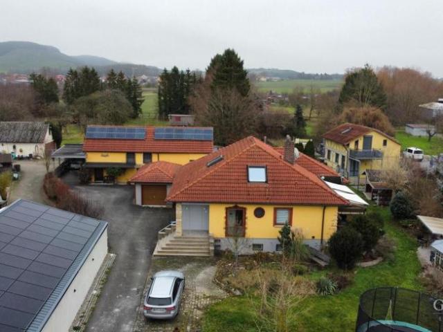 13 Schlafzimmer Haus Iphofen Deutschland LS99418554