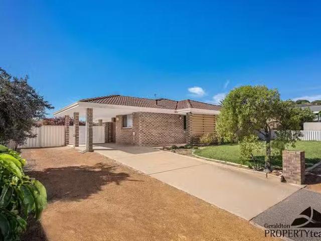 13 Sander Street, Tarcoola Beach, WA 6530