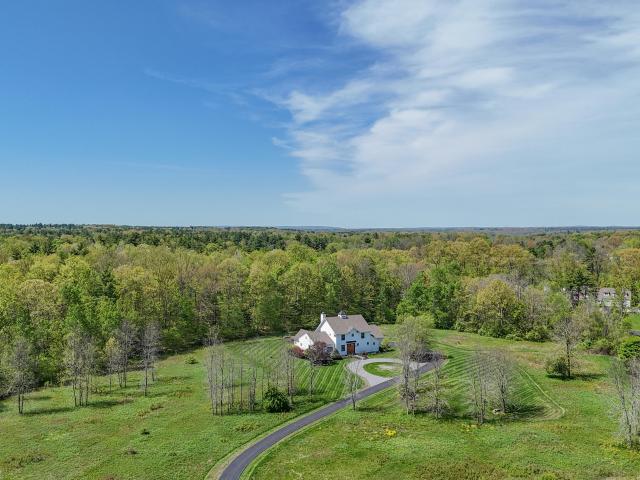 13 Saratoga Farm Road