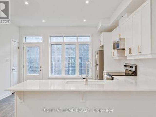 13 Selfridge Way, Whitby, ON, L1N 0N9 house for lease | Listing ID E13778 | Royal LePage