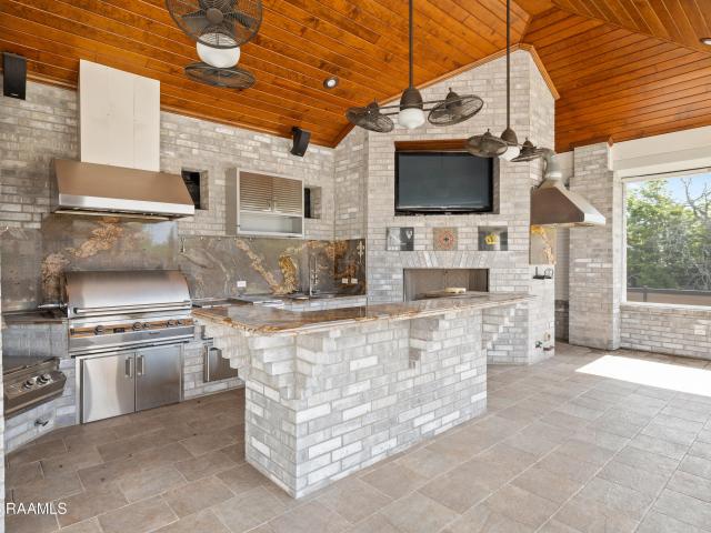 13 Shadows, New Iberia, LA 70563 | MLS #RA2600003