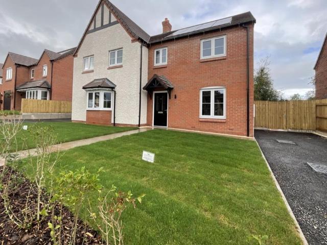 13 Signal Drive, Pontesbury. 3 bed house to rent £1,050 pcm £242 pw