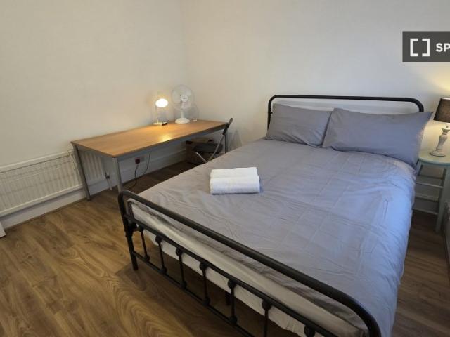 13 Sylvan Road, London, E7 8BN, United Kingdom | 2 bed apartment for rent #173010580 | Rentberry