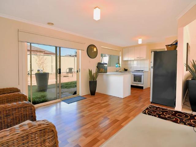 13a Clayton Park Drive, Canadian, Melbourne