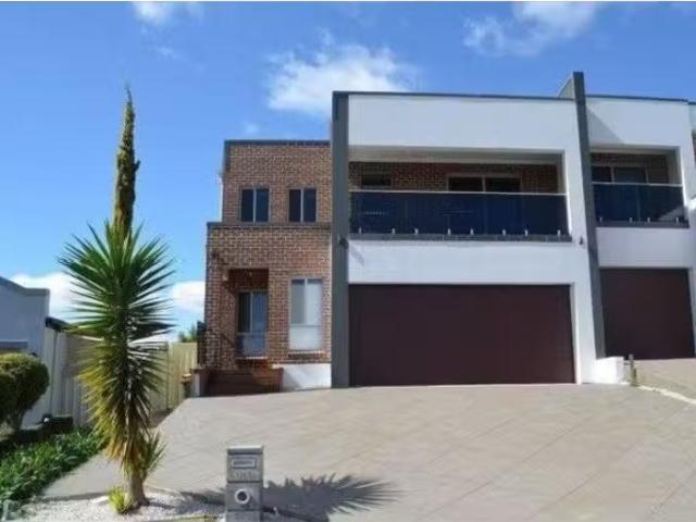 13a Braeside Crescent, GLEN ALPINE House for rent Listed by B.