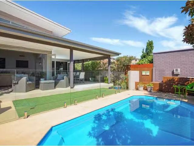 13A Meriel Street, Sans Souci House for rent Listed by Stuart.