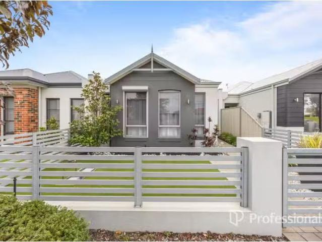 13B Constellation Drive, AUSTRALIND House for rent Listed by.