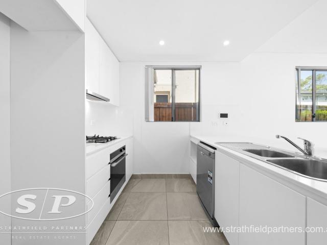 13E Biana Street, Pemulwuy