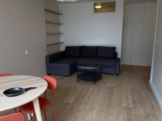 13ème BUTTE AUX CAILLES / STUDIO MEUBLE REFAIT NEUF
