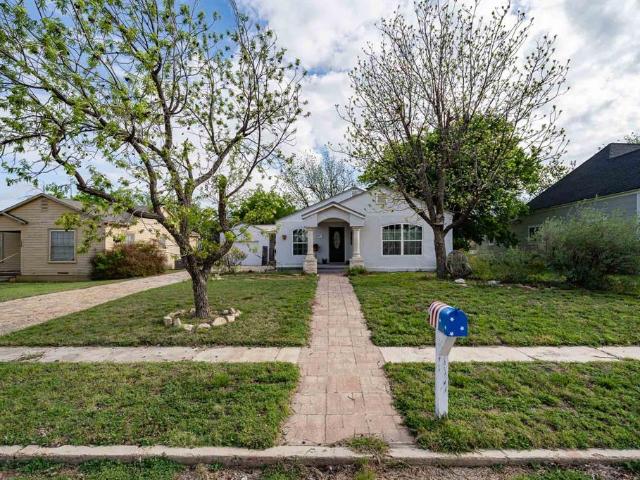 1004 N 7th Street