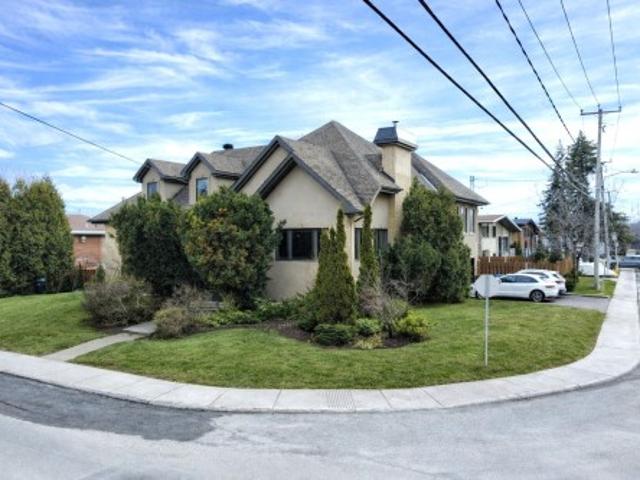 1004 Av. Suzanne, Laval Saint Vincent De Paul, QC, H7C 2J6 house for sale | Listing ID 17147 | Royal LePage