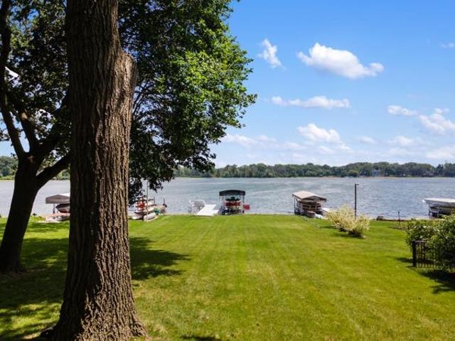 1004 Birch Haven Circle