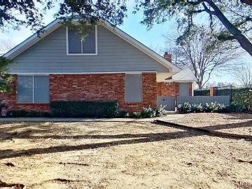 1004 Bridges Dr, Arlington, TX 76012 | MLS #21293