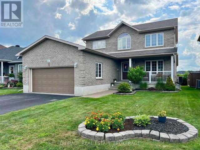 1004 Crestwood Drive, Brockville, ON, K6V 7N1 house for sale | Listing ID X13607 | Royal LePage