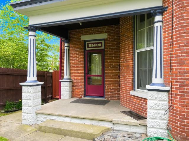 1004 Delaware Avenue