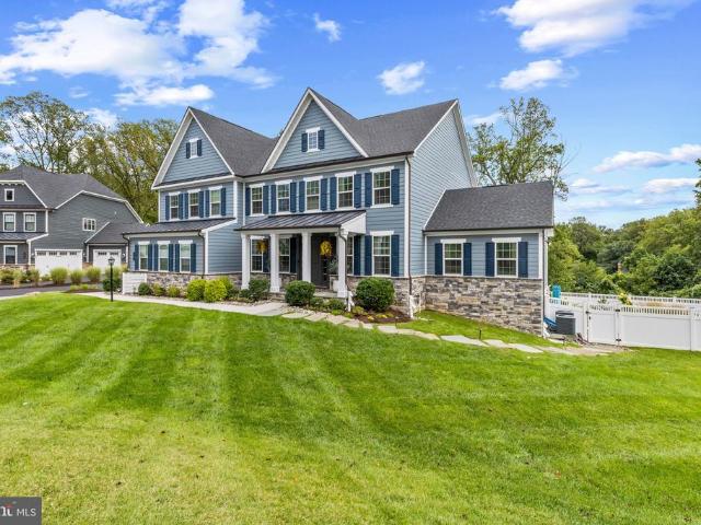 1004 Granda Flora Court