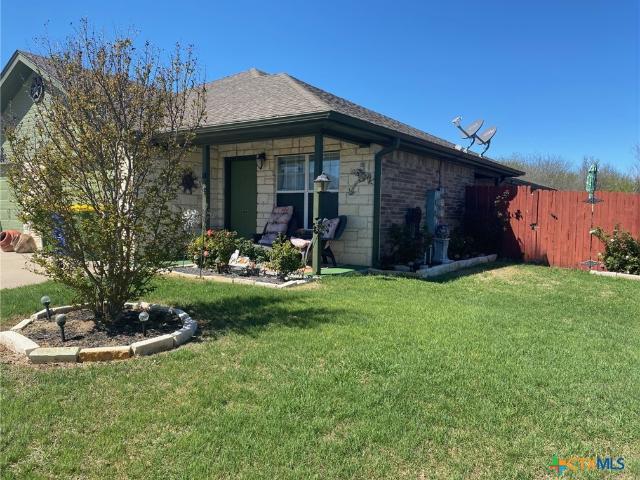 1004 Leah Drive