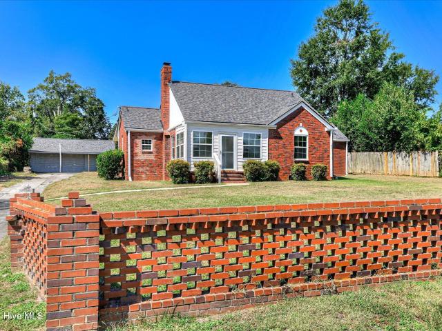 1004 Redbird Road
