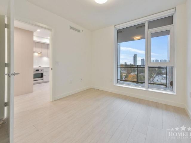 1004 13675 107a Avenue, Surrey