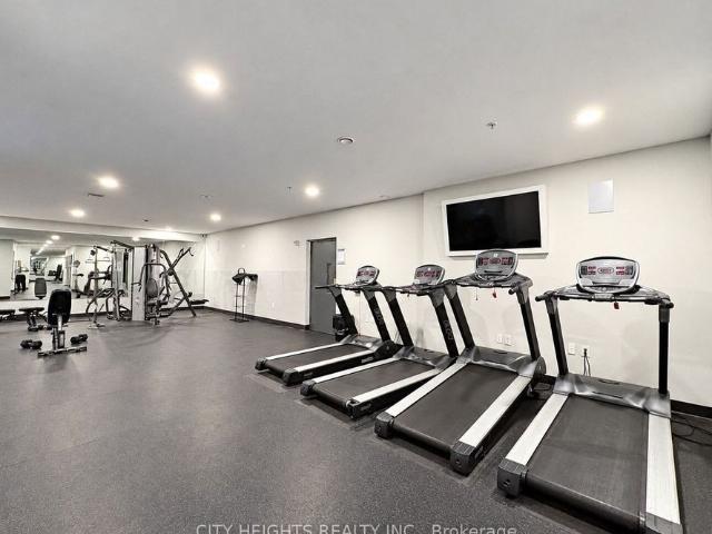 1004B 200 Old Carriage Drive, Kitchener