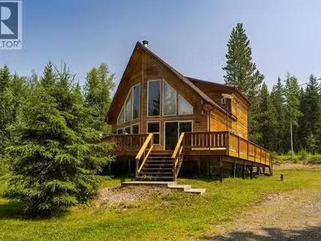 10050 Alpine Drive, Prince George, BC, V2N 5W7 house for sal.