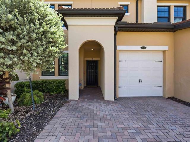10055 Crooked Creek Dr, Unit 102, Venice, FL 34293 | MLS #N6143
