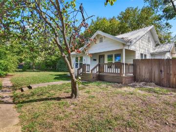 1005 N Neal Street