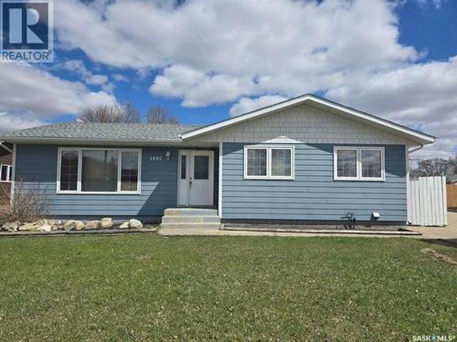 1005 Anderson Street, Grenfell, SK, S0G 2B0 house for sale | Listing ID SK036446 | Royal LePage